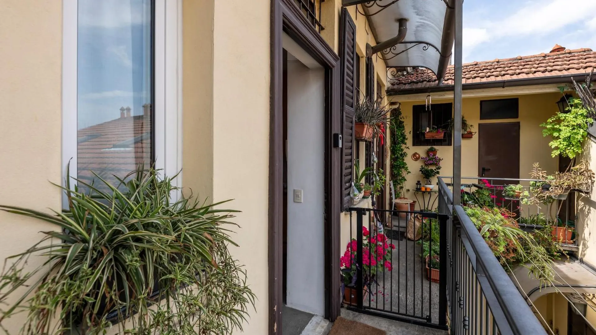 Appartamento Easylife - Attico Duplex Chinatown Milano 0*,  Italia